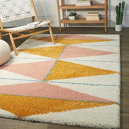 Blush Triangle Shaggy Rug