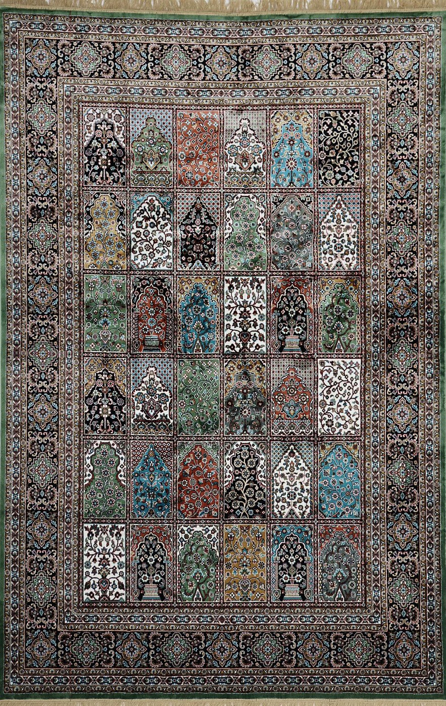 Forest Green Niche Gallery Royal Area Rug, flat view