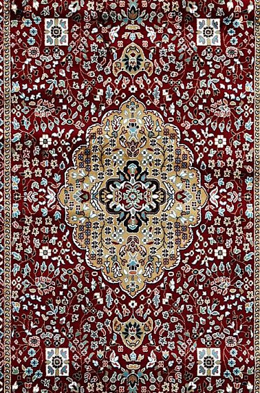 Red Royal Medallion Royal Area Rug pattern detail